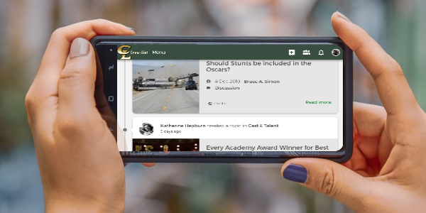 Horizontal Cellphone from unsplash.com@by_syeoni
